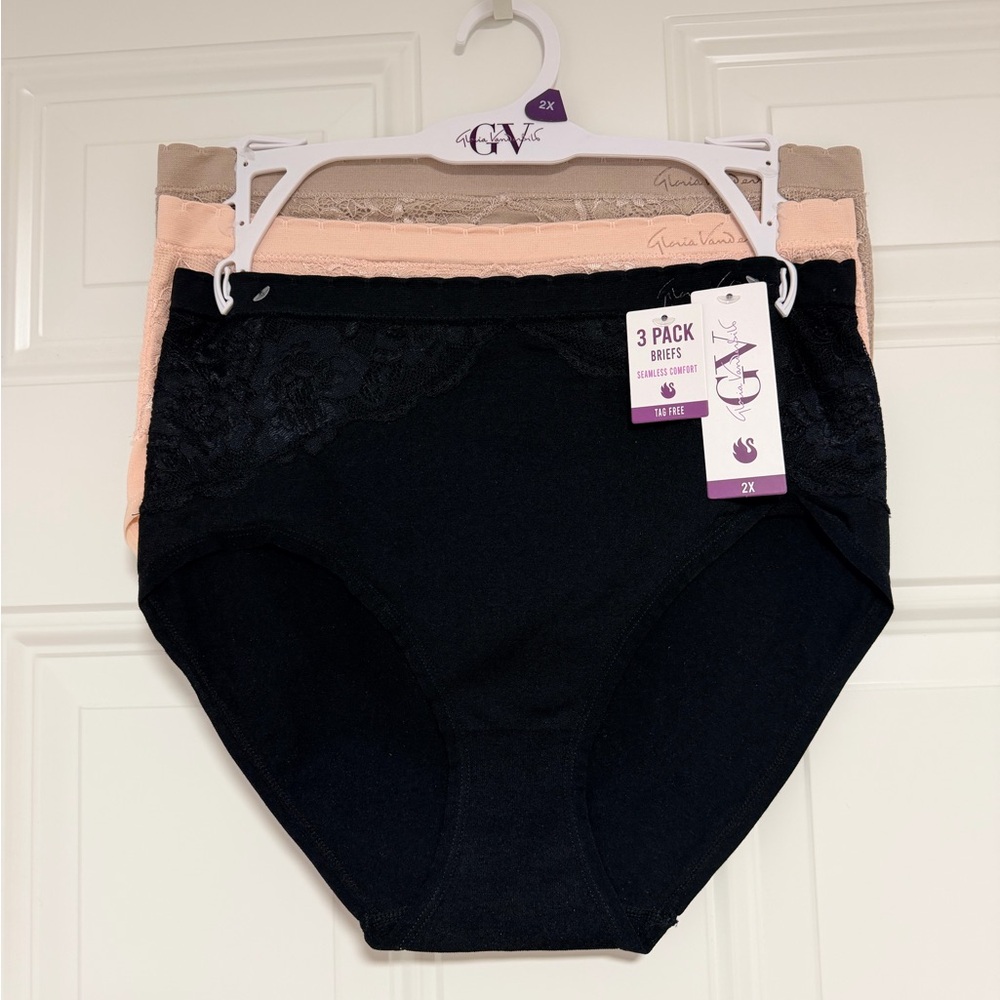 Gloria Vanderbilt - Black Lace Briefs 3-Pack